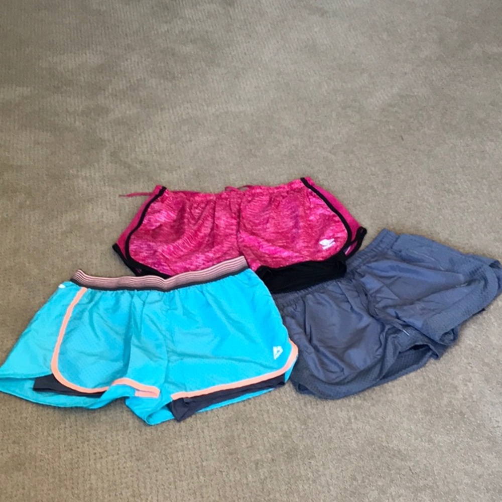 Bundle Active Shorts - EUC